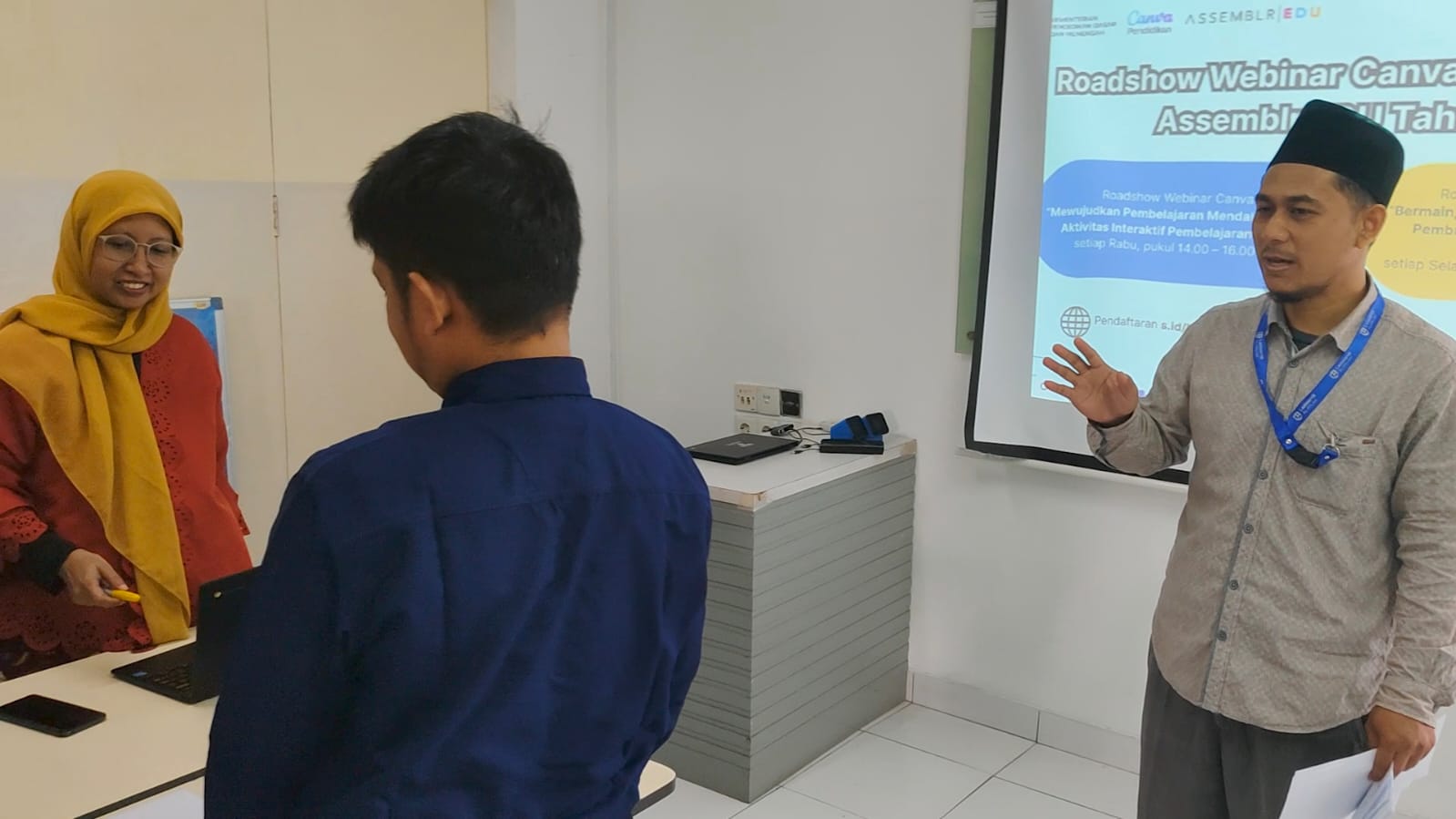 Pengurus Pergunu Sebar Semangat Pembelajaran Mendalam (deep learning) di Sekolah Lazuardi Al Falah