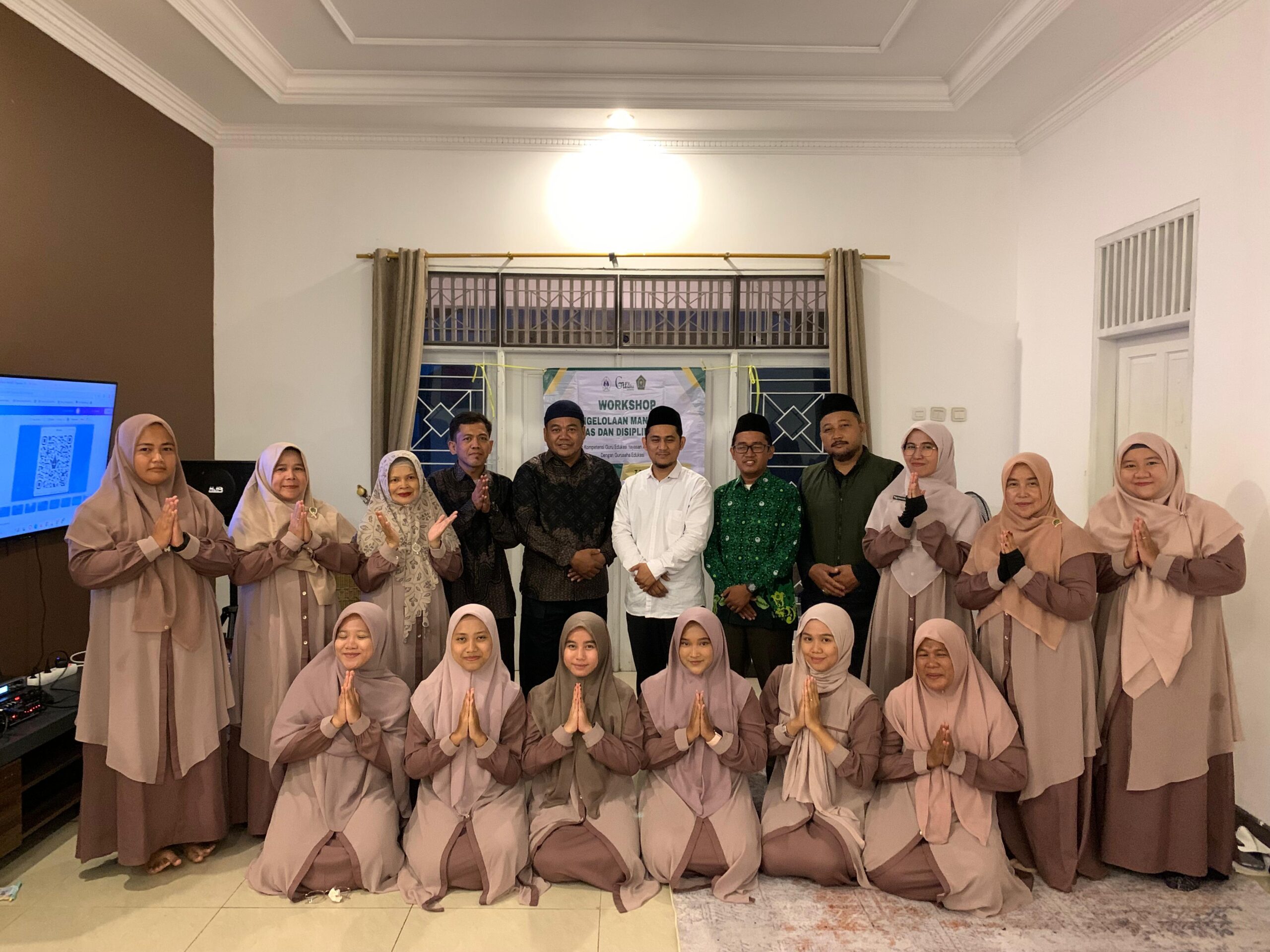 Tingkatkan Profesionalisme Guru, Yayasan Al Falah Tapos Bahas Manajemen Wali Kelas Libatkan Pergunu